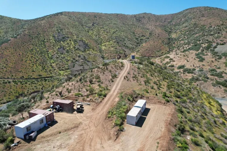 Bild: Altiplano Metals erwirbt neue Kupfer-Gold-Projekte nahe Verarbeitungsanlage El Peñón