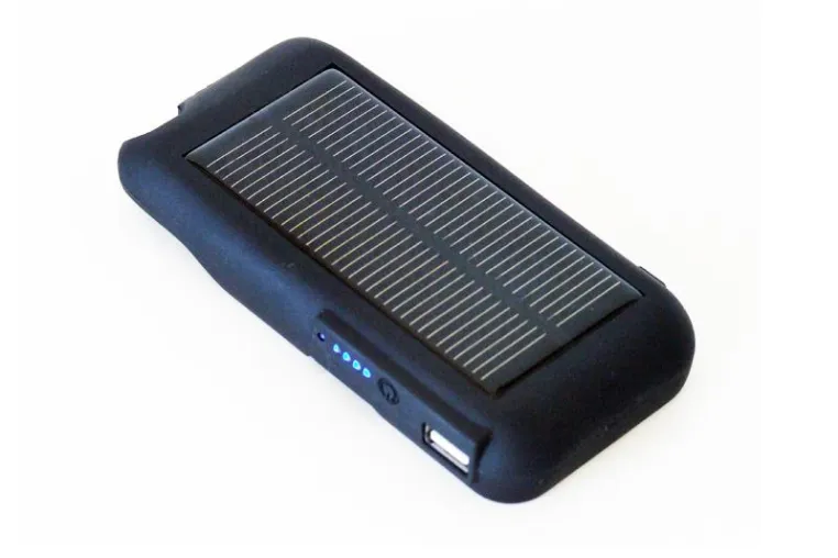 Bild: ECO Solar PowerCase für das iPhone 4G