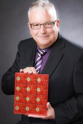 Neue SparKlasse revolutioniert die Leiterplatten-Branche Bild: Neue SparKlasse revolutioniert die Leiterplatten-Branche