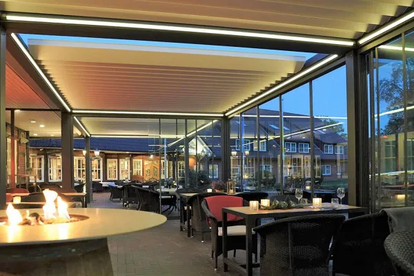 Bild: Großzügige Terrassenüberdachungen bringen mehr Gastronomiefläche