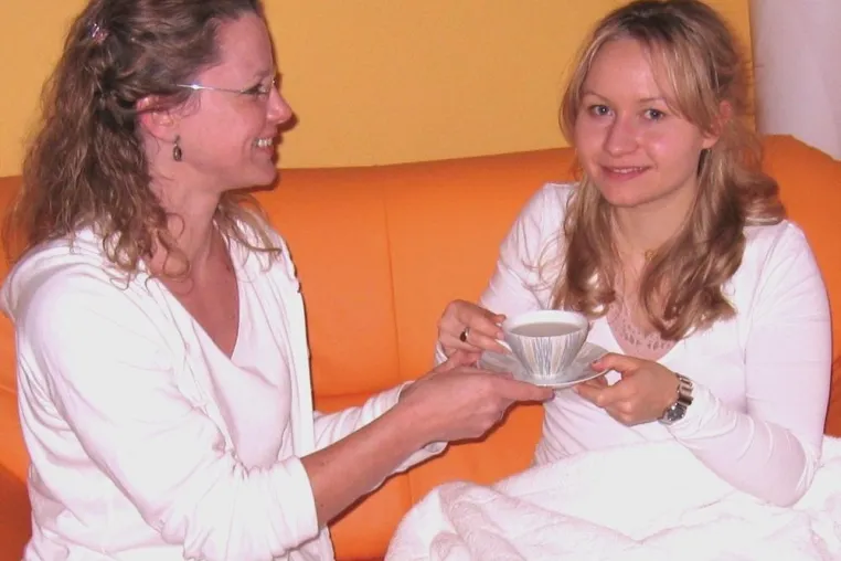 Bild: Brazilian Waxing wie ein Besuch bei der Freundin