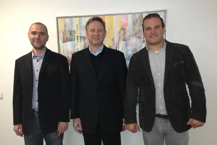 Bild: Hartmut Ostrowski investiert in etventure Start-up 360report