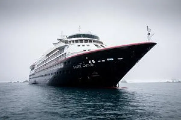 Bild: Die erste Antarktis Expedition der Silver Cloud - Silversea‘s neues Expeditionsschiff