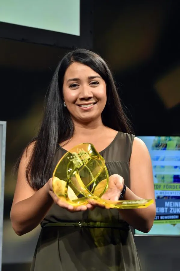 Anna-Maria Daschner von der TU Ilmenau freut sich über den 3. Platz beim ARD/ZDF-Förderpreis „Frauen + Medientechnologie“ (ARD/ZDF-Förderpreis, Claudius Pflug)