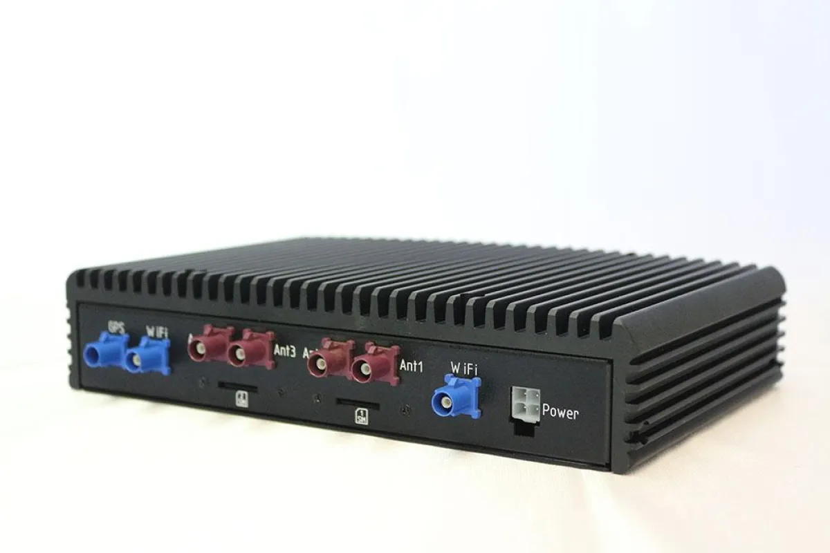 MP-NeT32C - Router zur Bündelung von Internetsignalen
