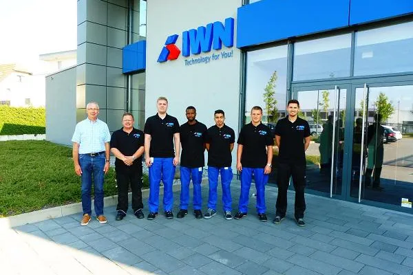 Bild: Erster Arbeitstag für neue Azubis bei IWN