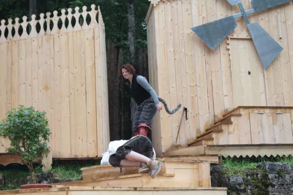 Premiere des 1. eigenen Kinderstücks im Naturtheater Hayingen Bild: Premiere des 1. eigenen Kinderstücks im Naturtheater Hayingen