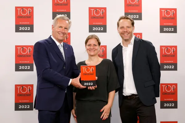 Newcomer THE DEEP BENCH ist TOP CONSULTANT Bild: Newcomer THE DEEP BENCH ist TOP CONSULTANT