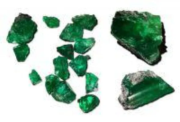 Bild: Fura Gems: Erste Großproben fördern hochwertige Smaragde zutage