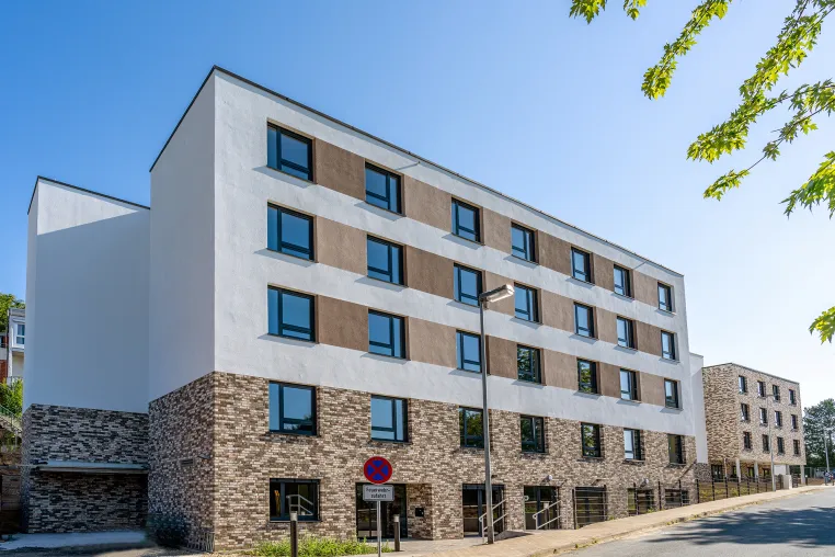 Bild: Wohn- und Pflegezentrum in Alfeld: Carestone übergibt ersten Ersatzneubau an Betreiber Cosiq