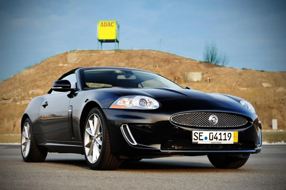 HUGO PFOHE präsentierte die JAGUAR Busienss Experience