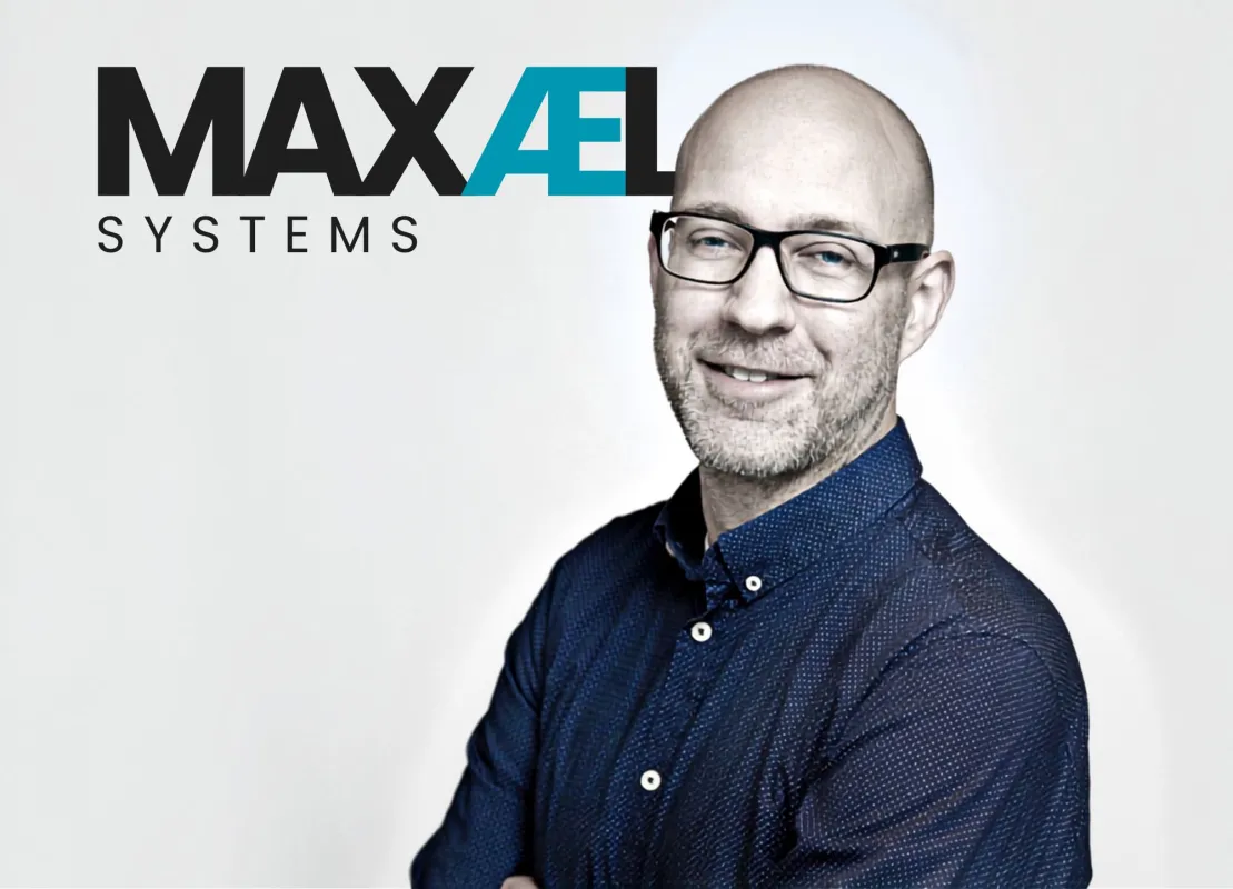 Gründer und Geschäftsführer von MAXAEL Systems UG, Sebastian Holländer (© MAXAEL Systems UG)