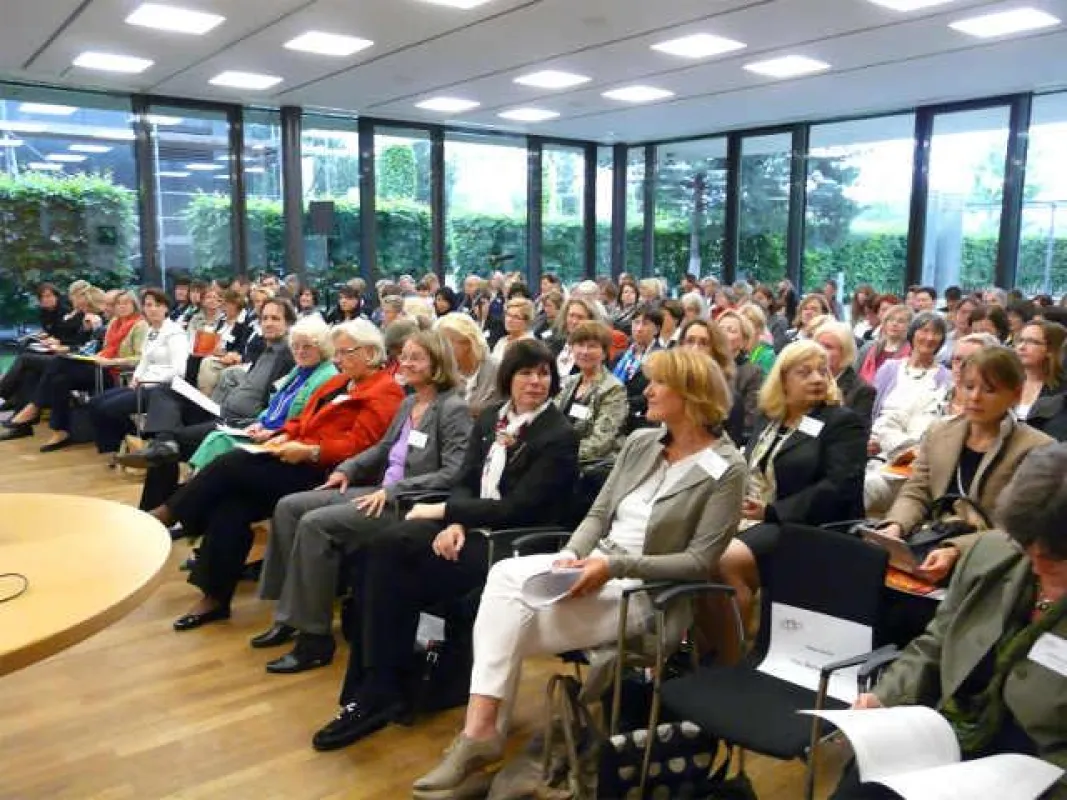 Aktuelles Thema: Rund 200 Interessenten waren zur Studienpräsentation nach Berlin gekommen.