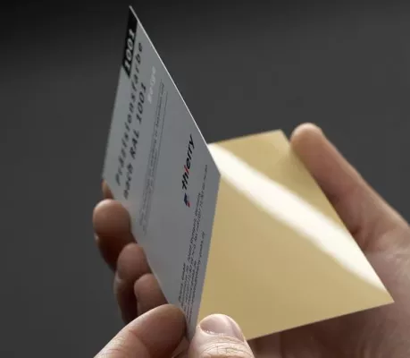 Bild: Farbe weist die Digitalisierung in ihre Schranken - Hohe Farbgenauigkeit erfordert präzise Farbvorlagen