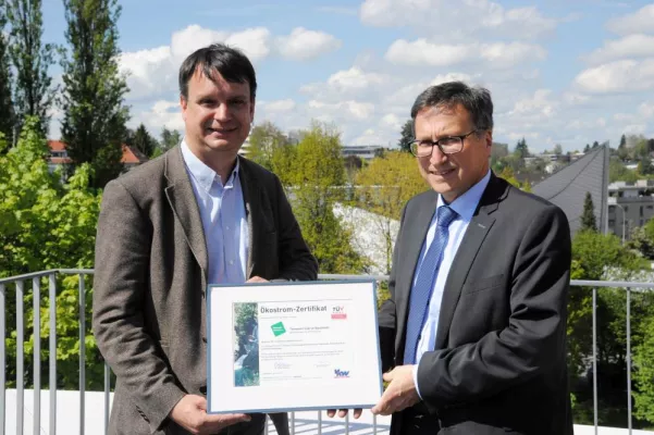 Tomaselli Gabriel als erstes Vorarlberger Bauunternehmen vollständig mit Ökostrom Bild: Tomaselli Gabriel als erstes Vorarlberger Bauunternehmen vollständig mit Ökostrom