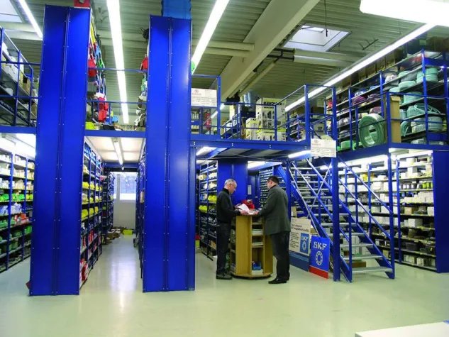 Bild: Blumenbecker Industriebedarf GmbH setzt auf Regalanlage von SCHULTE Lagertechnik