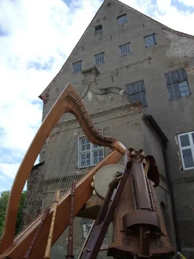 Walpurgisnacht zu Schloss Ludwigsburg (bei Greifswald) Bild: Walpurgisnacht zu Schloss Ludwigsburg (bei Greifswald)