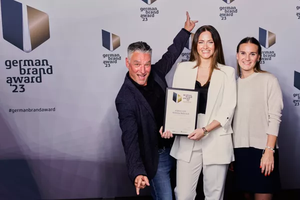 Bild: straight ist >>Winner