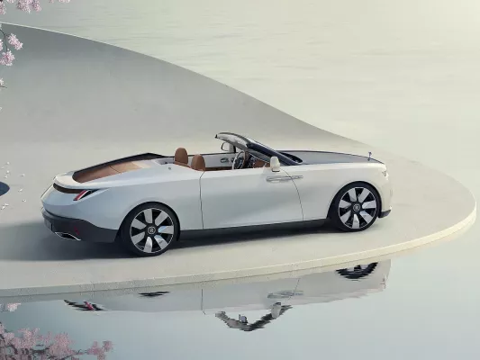 Bild: Herando Erfahrungen: Neuer Rolls-Royce Arcadia Droptail