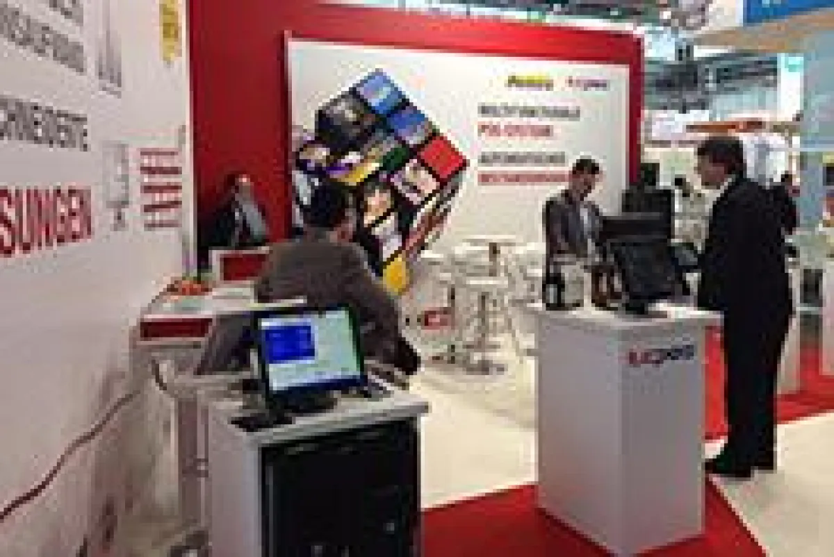 Messestand von TCPOS und Remira auf der EuroShop 2014
