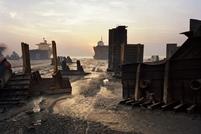 "Edward Burtynsky - Oil " Fotografie-Ausstellung im Sinclair-Haus in Bad Homburg Bild: "Edward Burtynsky - Oil " Fotografie-Ausstellung im Sinclair-Haus in Bad Homburg