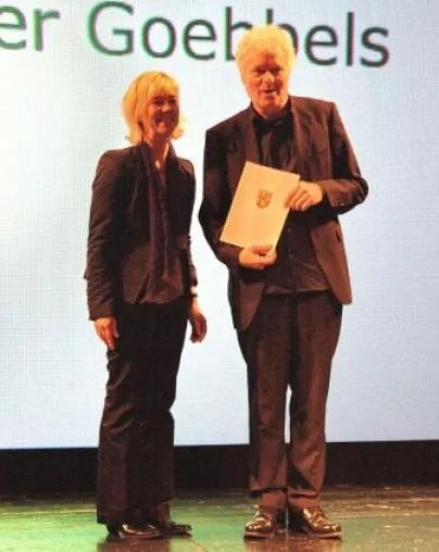 Bild: Kulturministerin Ahnen verlieh Kunstpreis Rheinland-Pfalz an Heiner Goebbels