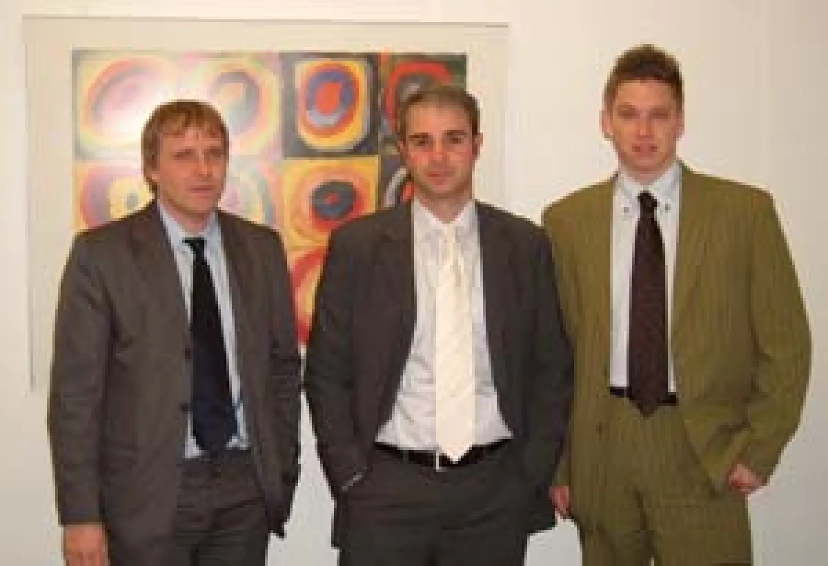 Im Foto (von links): Jochen Schweikl, Unternehmenschef Domingo Escabias, Steffen Brunke