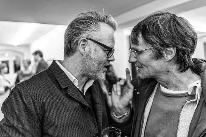 Bild: 4000 und Alex Diamond gestalten die Trophäen des Hamburger Musikpreises HANS 2017