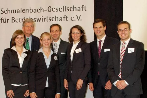 Bild: Mitten in der Praxis