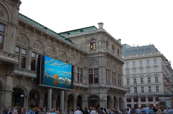 Bild: Live-Übertragung aus der Wiener Staatsoper mit Global Bright Media und firstSpot
