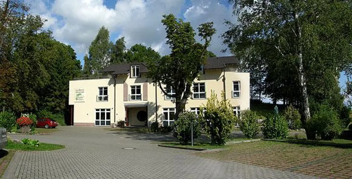 Landhotel Ulmenhof**** First Class