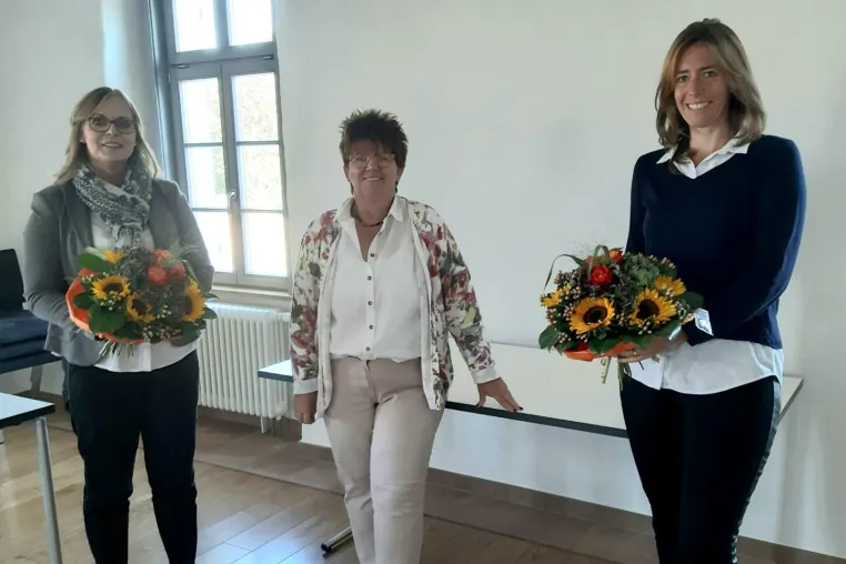Bild: Neues Vorstandsteam bei „Aufgeweckt“ Unternehmerinnen-Netzwerk Wetterau e. V.