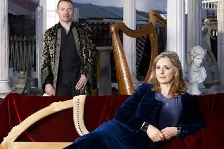 Bild: Moya Brennan und Cormac de Barra begeistern mit erstem gemeinsamen Album