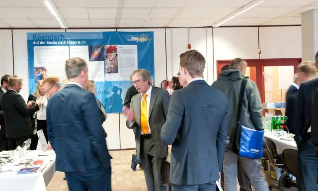 Der Verein NanoMikroWerkstoffePhotonik stärkt seine Position in NRWs Wirtschaft und Wissenschaft. Bild: Der Verein NanoMikroWerkstoffePhotonik stärkt seine Position in NRWs Wirtschaft und Wissenschaft.