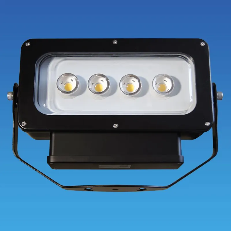 Starkes Licht und starke Kühlung: LED Flutlicht FLOODLINE von ChiliconValley