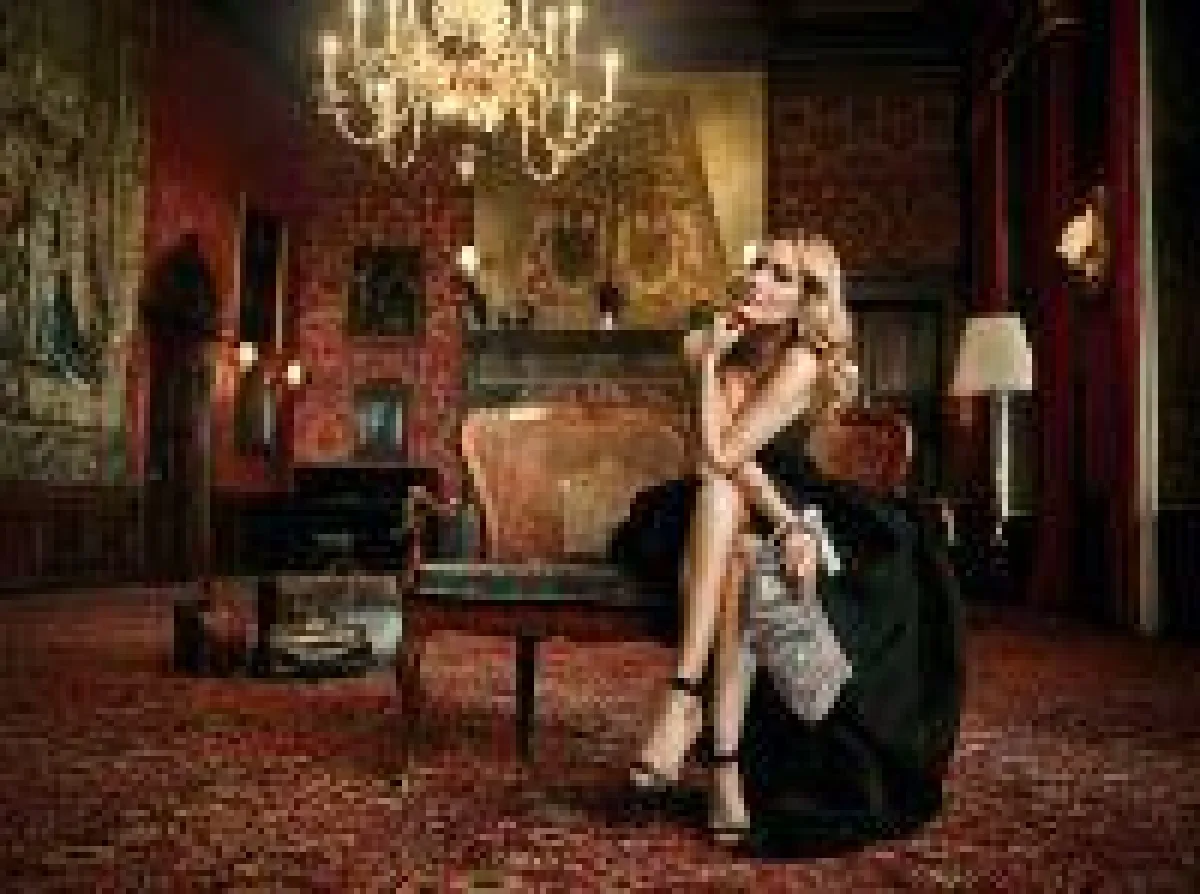 Photo: uwe maria carl, Model: Galia Brener, Location: Schlosshotel Kronberg