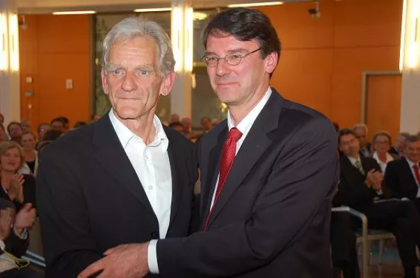 Professor Dr. Friedhelm Beyersdorf übernimmt Verantwortung für die Chirugie am Herz-Zentrum Bad Krozingen Bild: Professor Dr. Friedhelm Beyersdorf übernimmt Verantwortung für die Chirugie am Herz-Zentrum Bad Krozingen