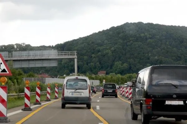 Immer mehr Autobahnbaustellen werden geräumt Bild: Immer mehr Autobahnbaustellen werden geräumt