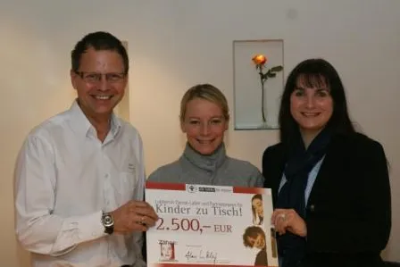 Hilfe für das Koblenzer Projekt "Kinder zu Tisch" Bild: Hilfe für das Koblenzer Projekt "Kinder zu Tisch"