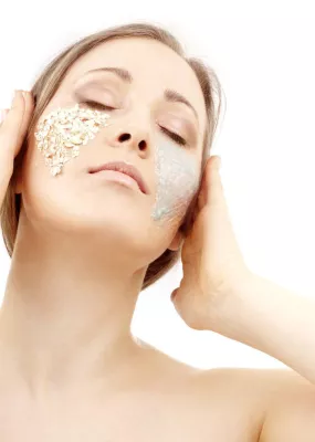 Bild: Tägliche Pflege für trockene und juckende Haut mit Eucerin von mediherz.de