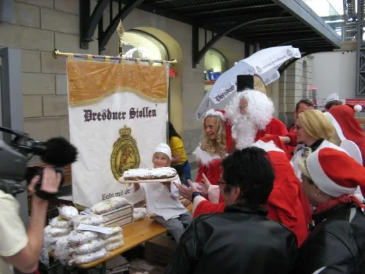 Einladung zur 8. Sommerweihnacht - hier erleben Sie das Original Bild: Einladung zur 8. Sommerweihnacht - hier erleben Sie das Original