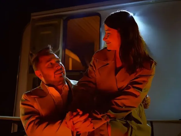 Bild: Mahmut Görgen’s neuer Hit: “Into Black” Musikvideo jetzt verfügbar!