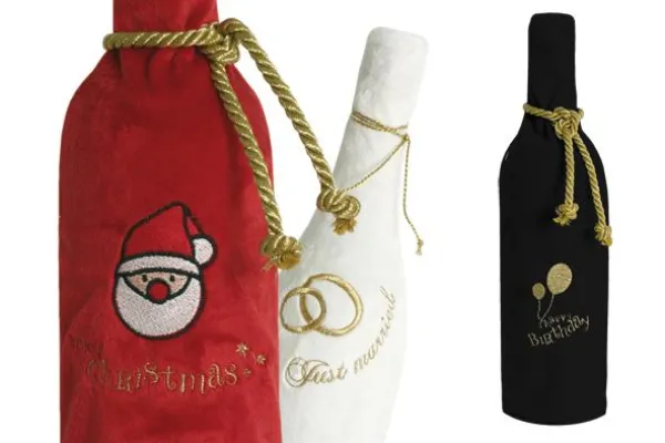 Bild: wb compagnie auf der BRAU Beviale 2008 - Dressed Bottles - die hochwertige Verpackung