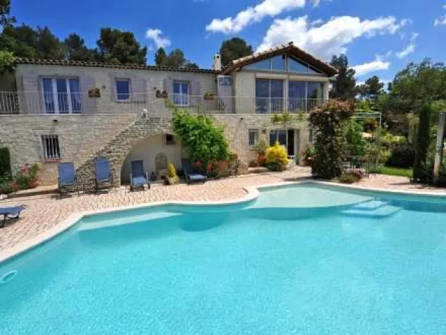 Bild: Ferienhaus in der Provence: Marseille ist Kulturhauptstadt 2013