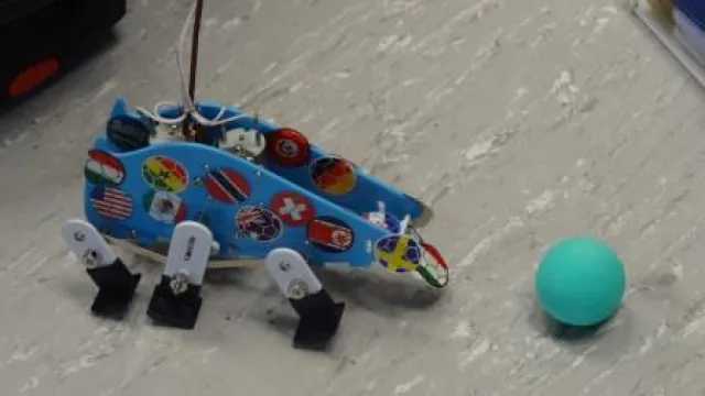 Tage der Berufsorientierung- Schüler der Ernst-Heinkel-Realschule Remshalden testen 4 Technikberufe in 8 Tagen Bild: Tage der Berufsorientierung- Schüler der Ernst-Heinkel-Realschule Remshalden testen 4 Technikberufe in 8 Tagen