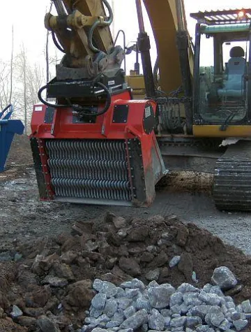 Bild: Mit ALLU-Schaufelseparator Deponiekosten sparen