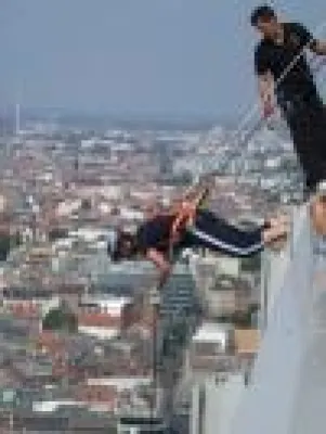 Bild: Spektakuläre Premiere in Zürich: House Running am Marriott Hotel