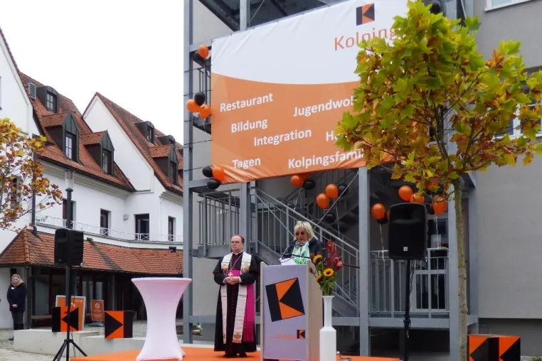 Kolping investiert 24 Mill. Euro in die Zukunft junger Menschen Bild: Kolping investiert 24 Mill. Euro in die Zukunft junger Menschen