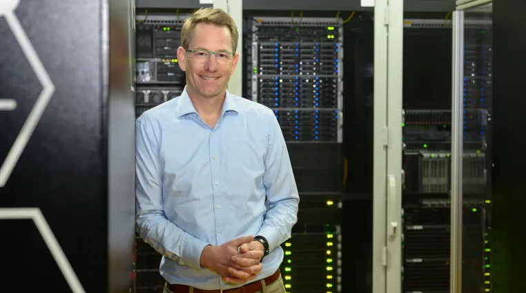 Bild: Leidenschaftlich neugierig - Professor Christian Hasse von der TU Darmstadt erhält Leibniz-Preis