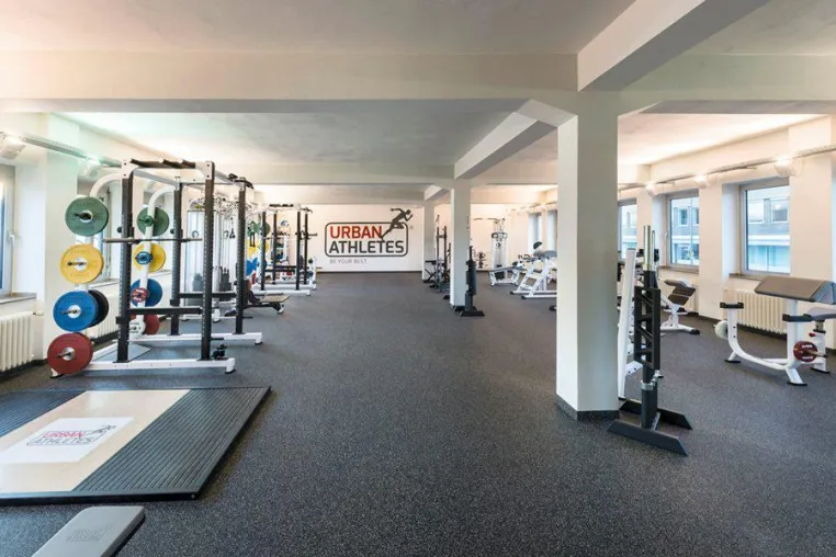 URBAN ATHLETES eröffnet Kölns erstes voll ausgestattetes Studio für ergebnisorientiertes Personal Training. Bild: URBAN ATHLETES eröffnet Kölns erstes voll ausgestattetes Studio für ergebnisorientiertes Personal Training.